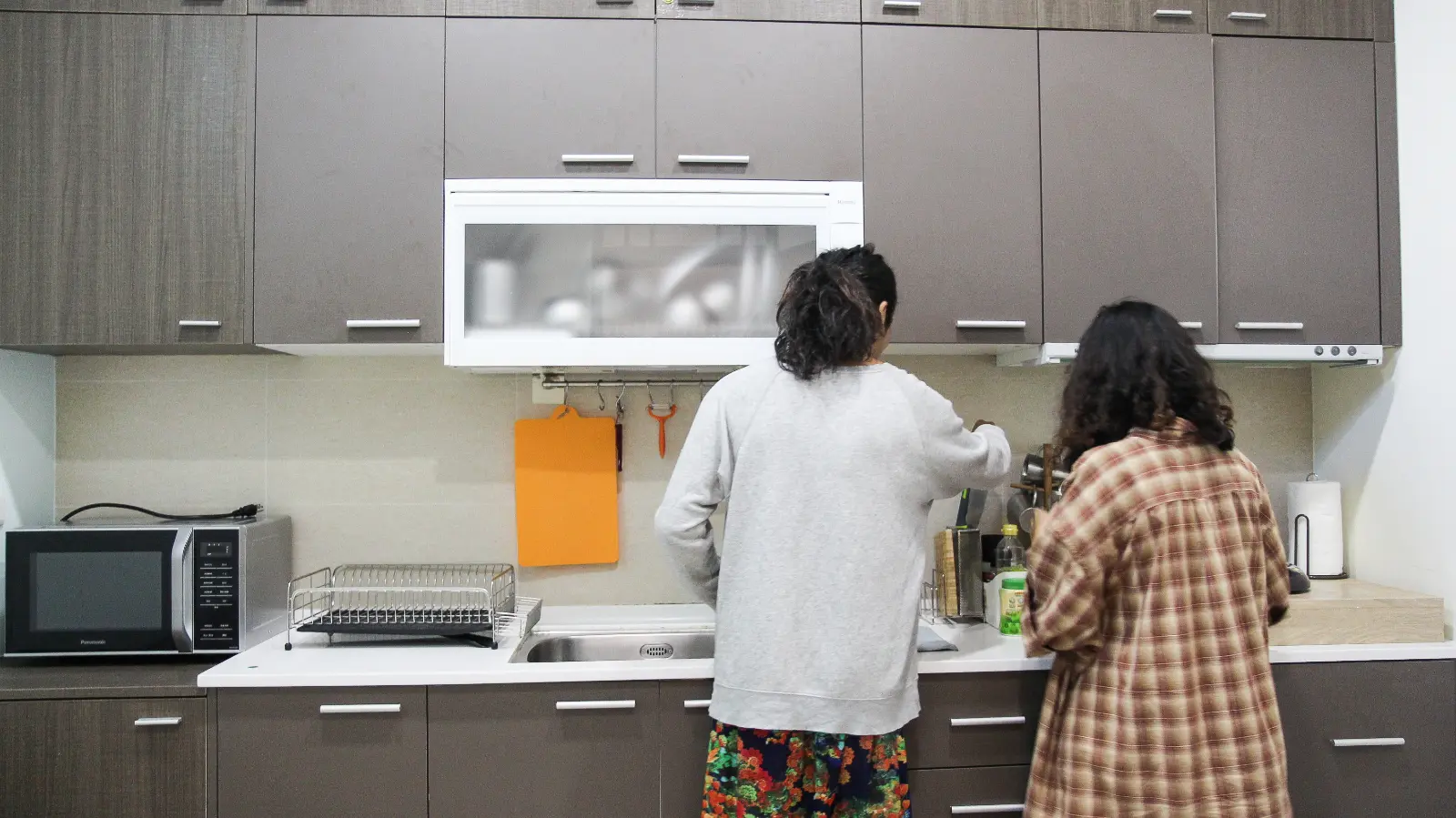 廚房設備與流理台